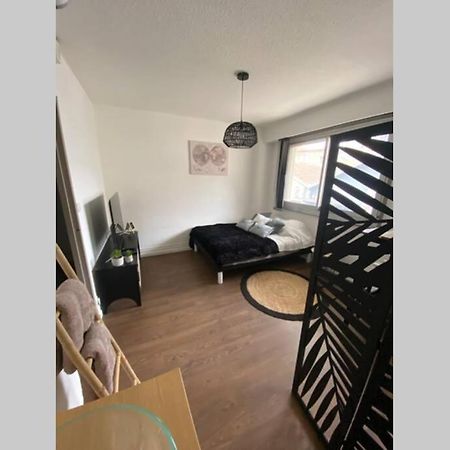 Le 13 Du Temple - Plein Coeur Centre Ville, Residence Privee, 5Mn Gare Sncf, Wifi Et Netflix Ньор Экстерьер фото